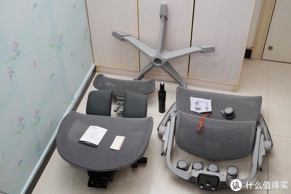 坐垫|品质生活 篇六十六：从网易严选人体工学椅3.0 VS 2.0，看人体工学椅怎么选？