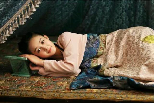 不妨|俗语“人过四十,不睡三觉,不求三人”,指的啥70后不妨一看