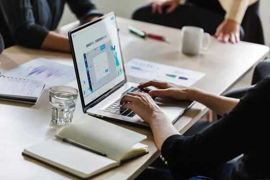 正面|飞书“走出”字节:或成字节正面进入to B赛场的入场券