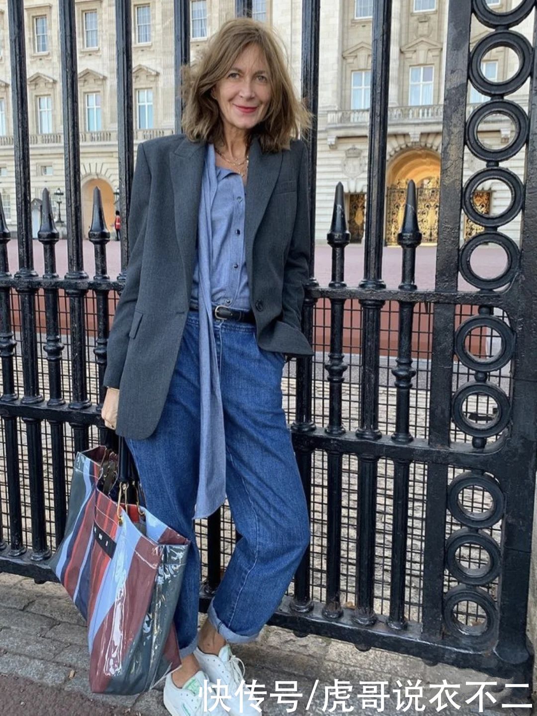 慵懒|这位法国奶奶真会穿，优雅慵懒又随性，这才是老年人该有的气质