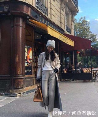 难怪阔腿裤失宠了,现在中年女人都爱穿“奶奶裤”,保暖又显气质