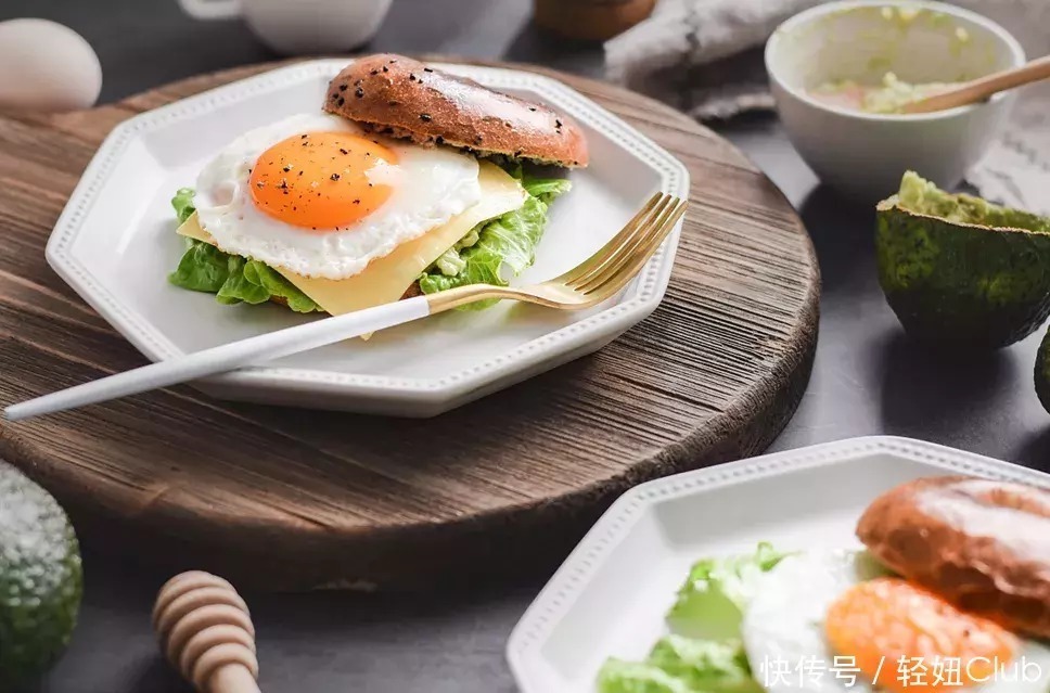 白开水|160斤胖女孩,半年暴瘦62斤,分享了10个暴瘦的秘诀!