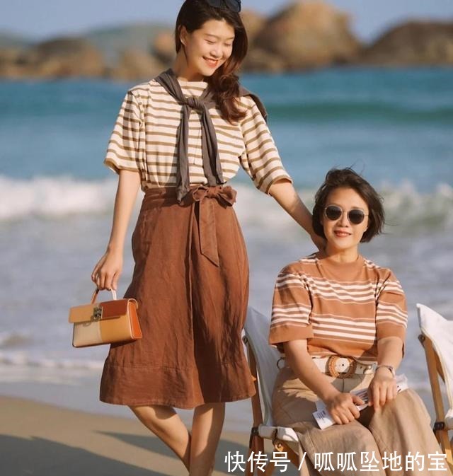 妈妈 别说妈妈穿衣“土气”!跟着这位中年博主学搭配,优雅变老才更美!