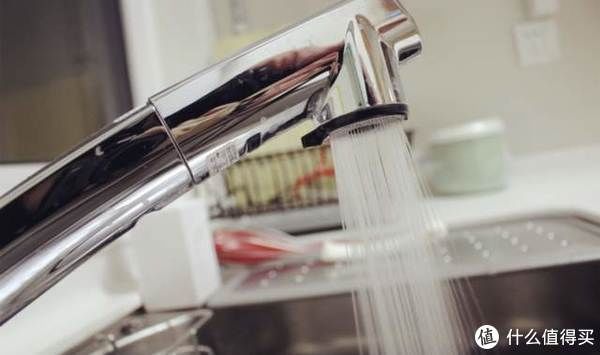 主妇|这些厨卫设计告诉我们：想要干净，离不开有远见的装修与收纳