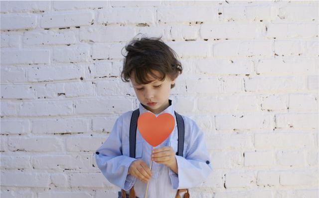 孩子为什么爱发脾气？发展中的大脑决定的！