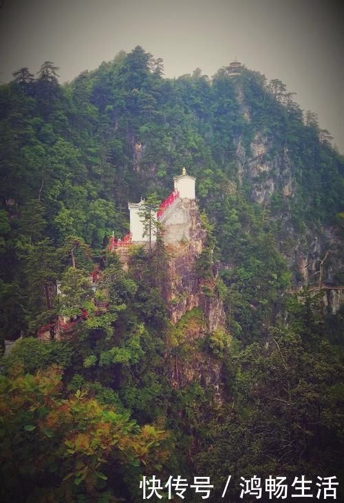 梵净山|中国最险的6大寺庙，壁立千仞，第4座无人登顶！