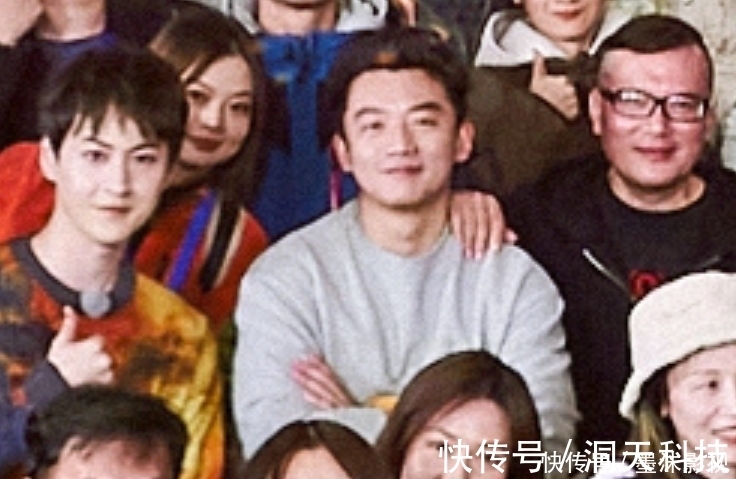 跑男团|奔跑吧杀青大合影,李晨沙溢位置最优越,baby郑恺让我找了半天!