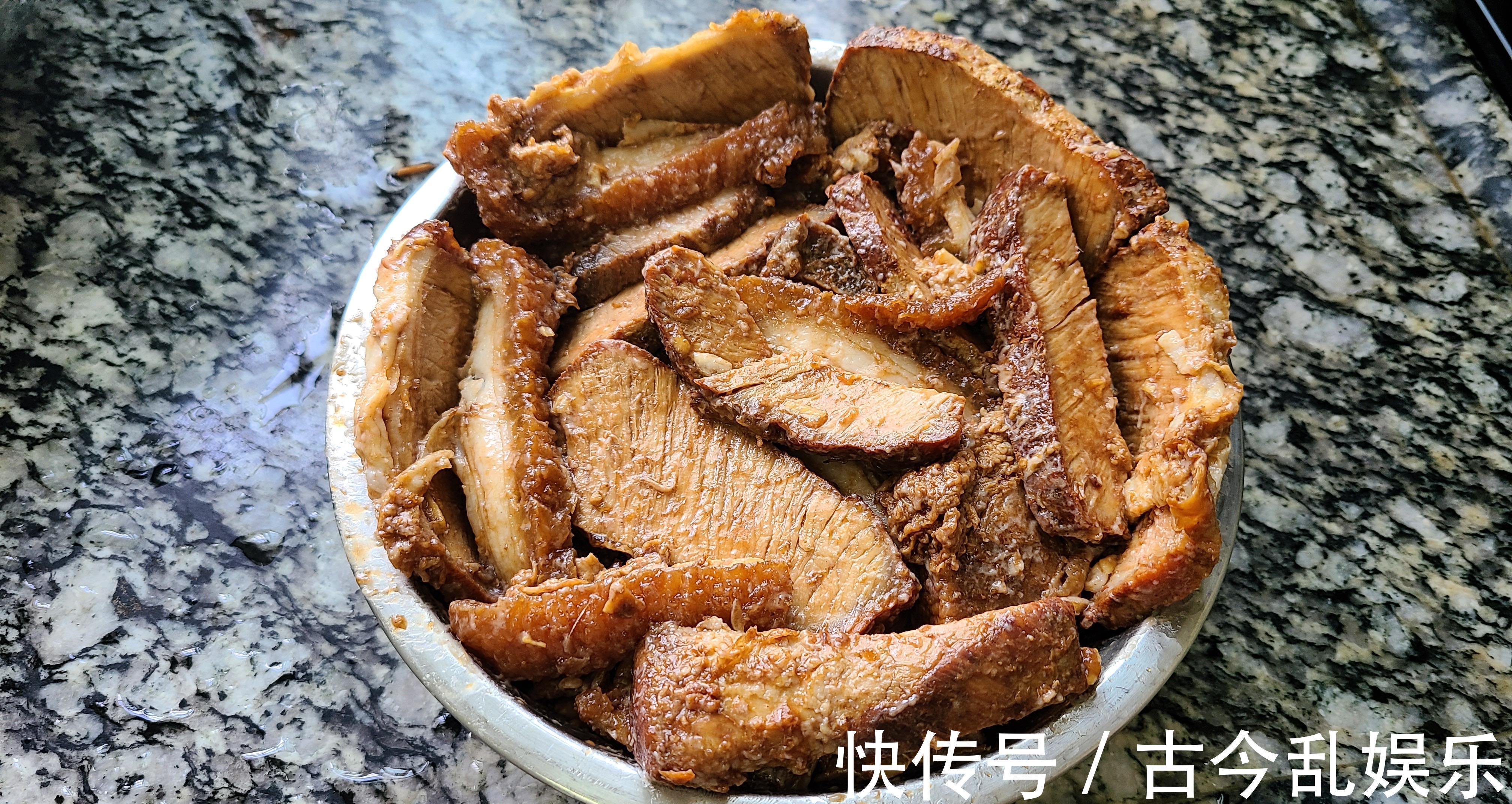 做扣肉，教你一个广东做法，简单美味，看着就馋