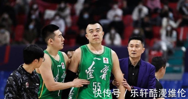 歧视|辽篮球迷种族歧视事件升级,富兰克林深夜发声不满,篮协该处理了