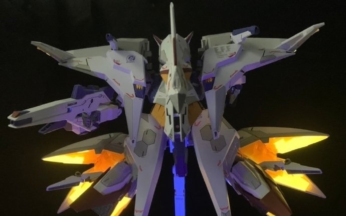 高达|黄色飞行光效还原，大白鹅佩涅罗佩高达模型