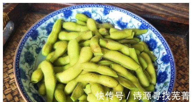 午餐|妈妈牌午餐,对孩子满满的爱,荤素搭配色香味俱全,孩子吃香了!