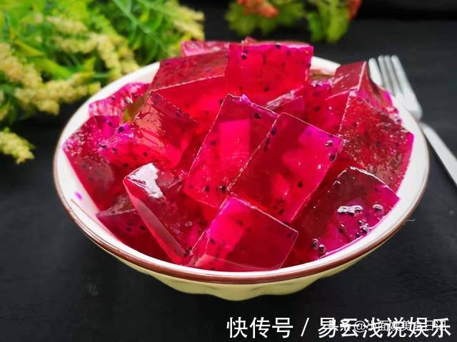 凉粉|入伏后，吃水果别忘了吃它，一煮一冻，晶莹剔透又软嫩，真解暑