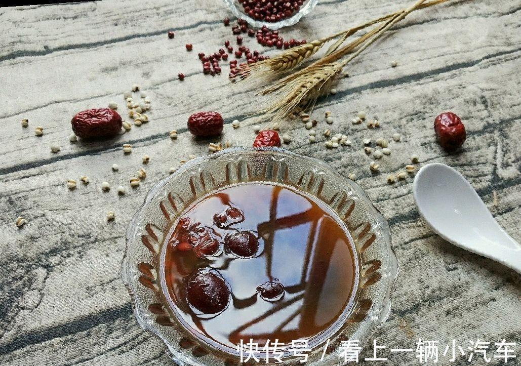 小肚腩|入伏后,常给家人喝这汤,祛湿消暑,脾胃好了一身轻松