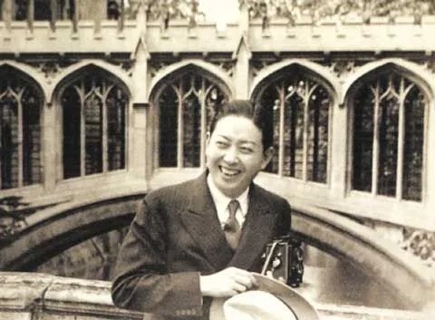 出场费|梅兰芳当年有多红?出场费至少10根金条,观众向舞台疯狂扔首饰