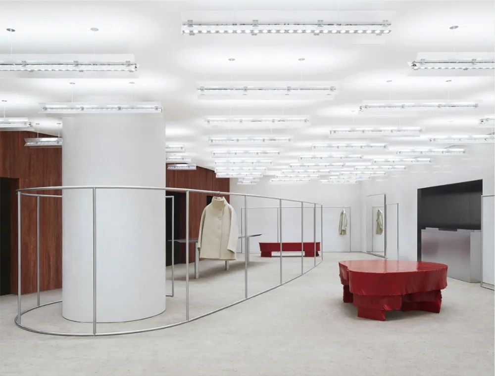 精品店|硬核消费趋势来了，一大波“精品店”入侵购物中心……