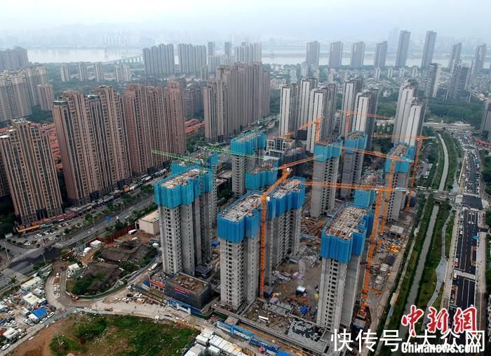 销售价格|70城最新房价出炉！这边担心“涨”，那边担心“跌”