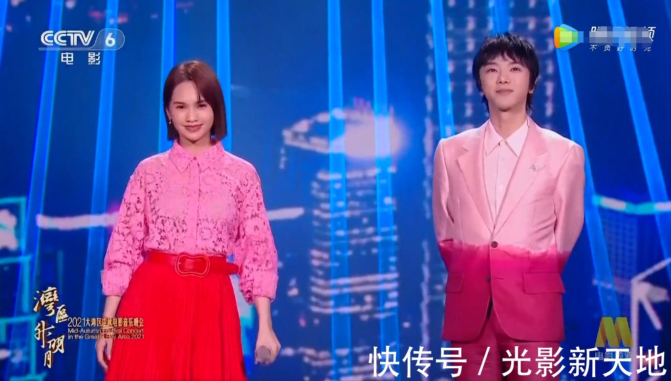 周深|大湾区音乐会彩排现场曝光:素颜王菲显老,周深反复排练