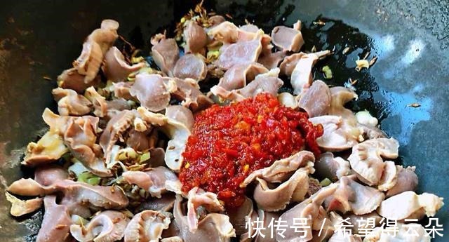 鸡肝|鸡身上“最值钱”的部位,卖鸡的都留着自己吃,一只鸡就一个!