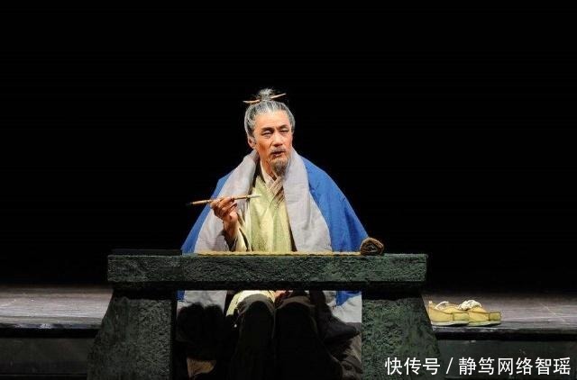 令人|汉初屹立不倒的四朝老臣,为何会以官阶作封号?实情令人心生敬佩