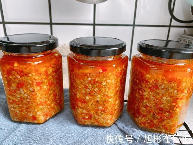 辣椒|自制蒜蓉辣椒酱,掌握3点,不长白花耐保存,蒜香浓郁拌啥都香