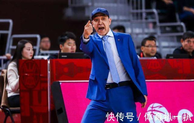 胡安|突发,阿的江脚伤严重离开帅位,王牌外教接手新疆男篮临时主帅!