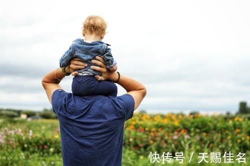 冬季出生的男孩起名字:精选带景字好听、