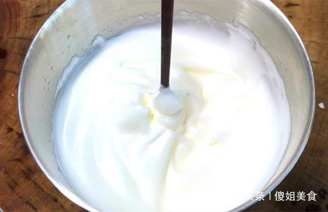 塌陷|没烤箱，没打蛋器，没秤，详细解说电饭锅蒸蛋糕做法，比烤的还好