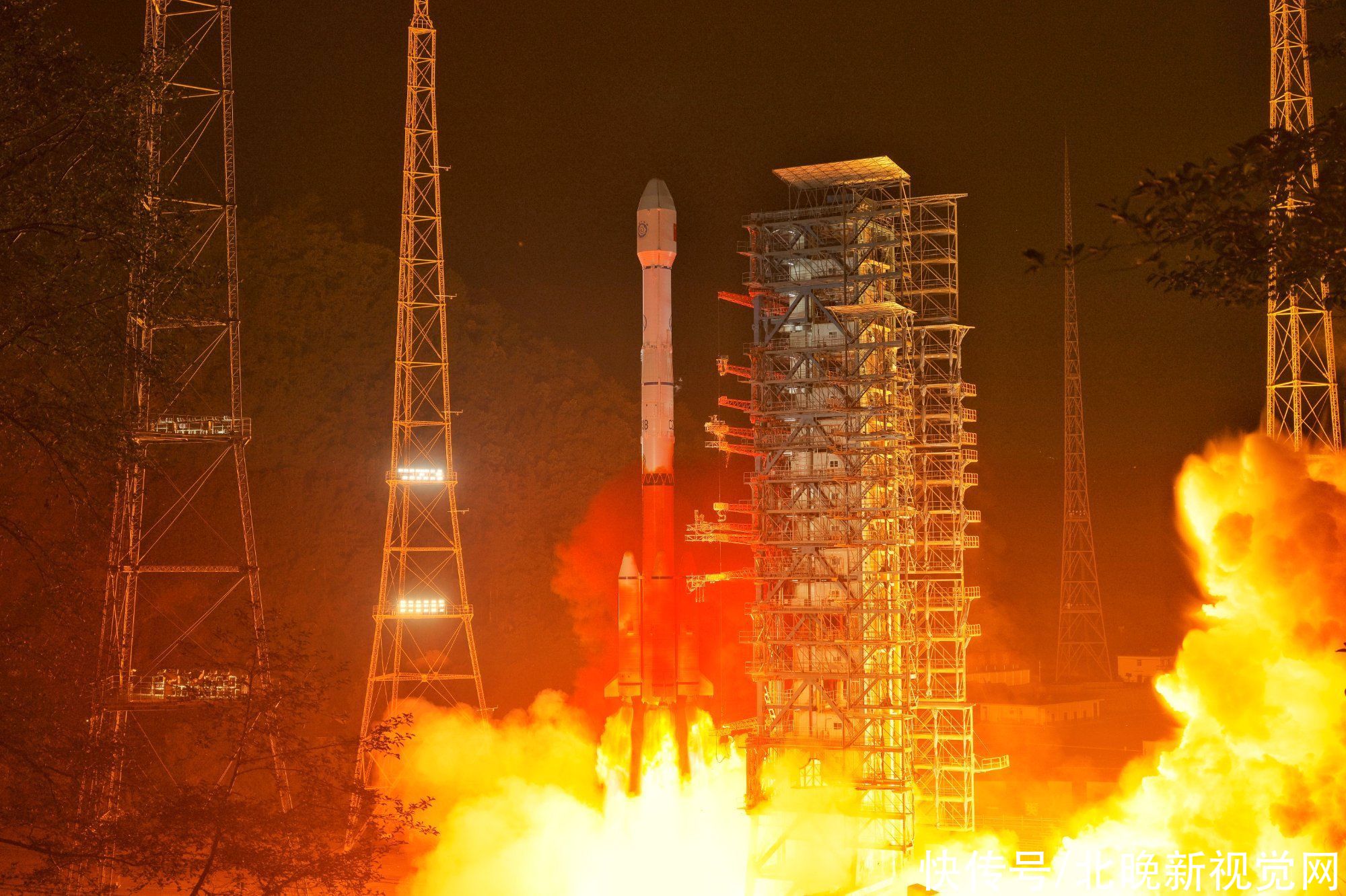 风云四号b星 祝贺！我国风云四号B星成功发射