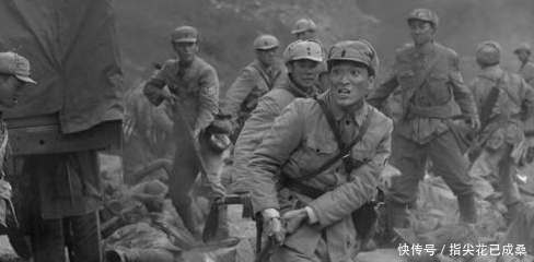 警卫员|战斗刚结束，警卫员跑到他面前说，我缴获一把手枪！随后，枪响了