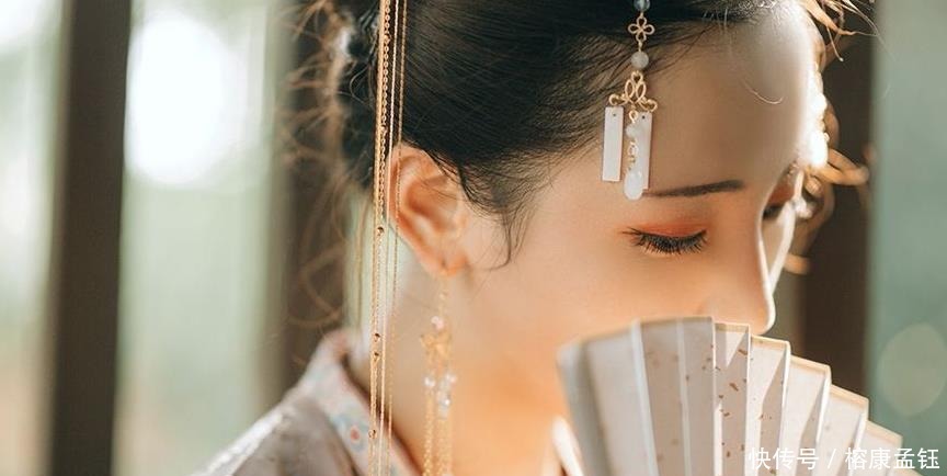 小说:母仪天下的外表下,是一颗七窍玲珑心