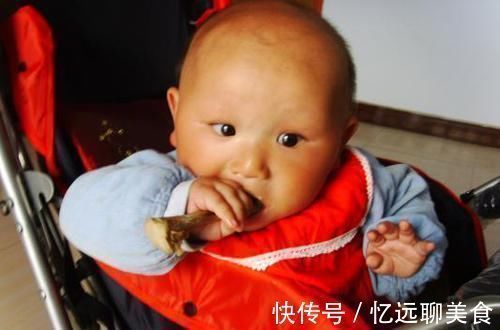 孩子|告诫娃在睡前,宁可饿着也不能碰的3种食物,不然伤脾,不发育