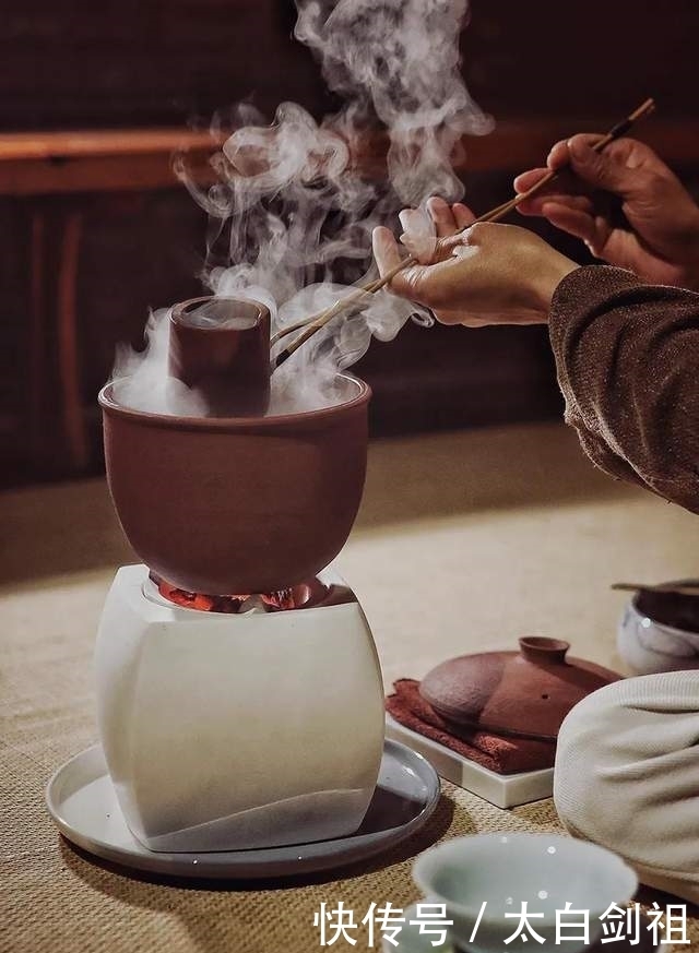 一个大唐孤儿的人气励志版图:陆羽不止是