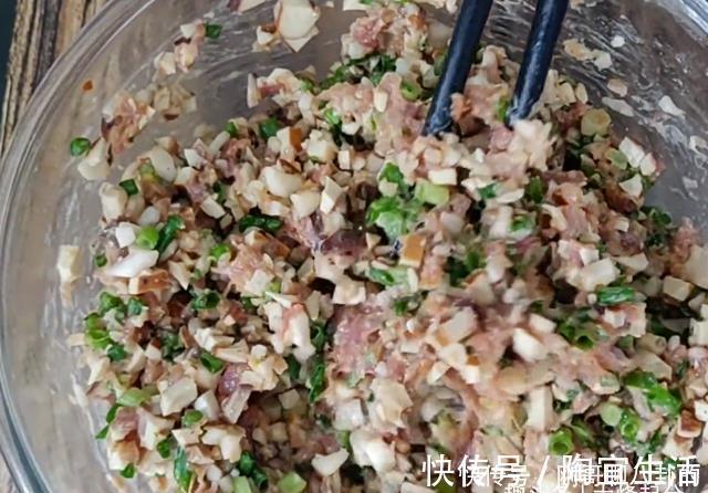 玉米面百吃不厌的做法,做法简单,美味又健康,很好的轻体美食