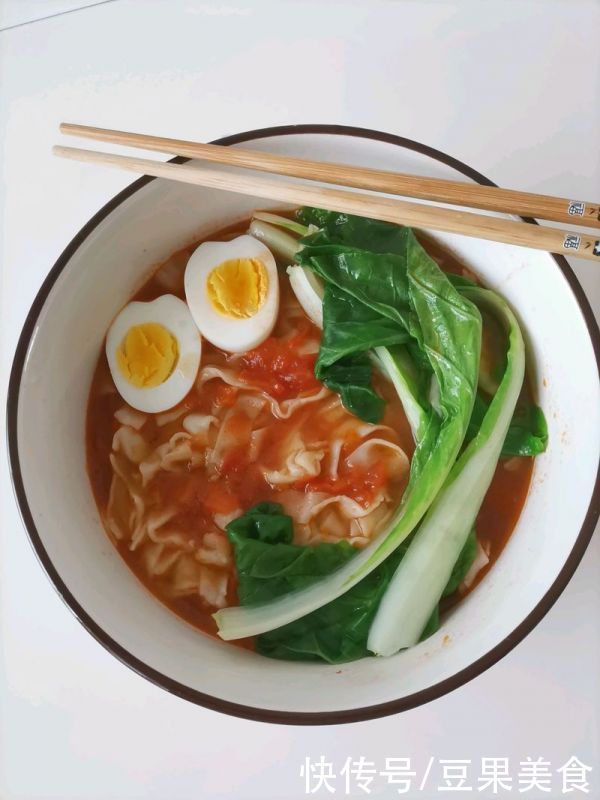 好吃|手把手教你做超好吃的手工茄汁面