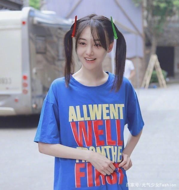 “丸子头”已经过时了,今年这3种“发型”是真火,易扎大方显脸小