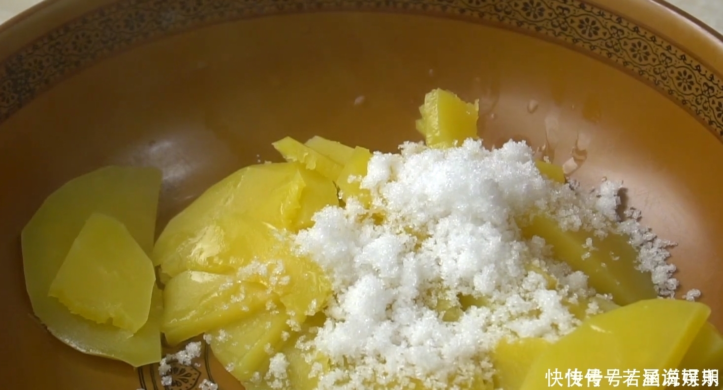 孩子三天两头就馋这盘丸子,不加水不放油,软糯香甜,营养又健康