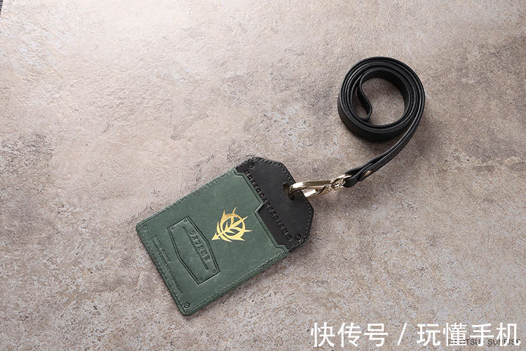 皮革 高达联名皮革产品:三大经典招牌机甲均亮相