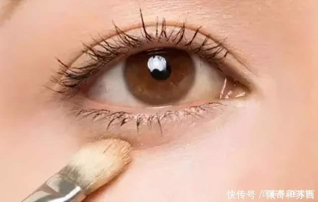 最近大火的心机的无眼影妆容,太适合睫毛又长又美的你了!