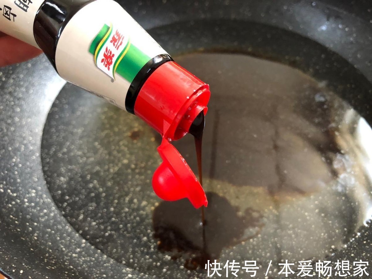 浸泡|自制麻辣鸡爪,配方简单好学,麻辣香鲜,再也不用出去买着吃了