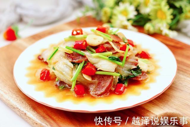 腊肠|炒白菜时,什么时候放醋是重点!顺序对了,“酸溜的”开胃又下饭