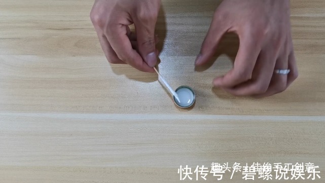 佳俊|电热水壶不工作了怎么办教你一招方法简单，省钱实用进来学学！