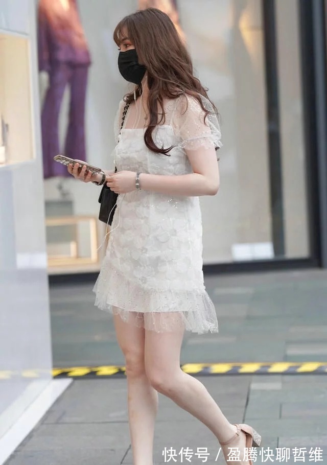 展示|穿着自己心仪的连衣裙，来展示女性独有的柔美气质