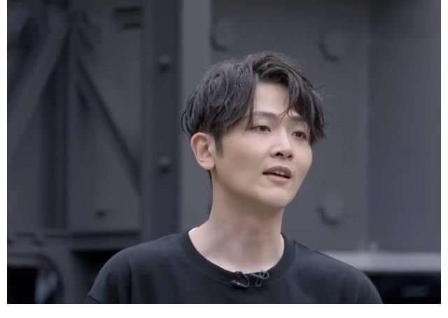 李響|《披荊斬棘》“問(wèn)題”哥哥群像：有人死賴(lài)著不走，關(guān)鍵時(shí)刻見(jiàn)人品