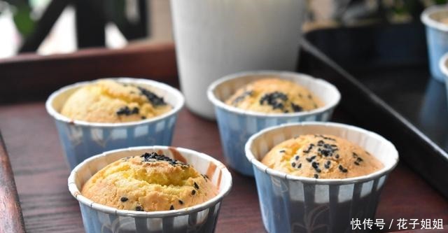 这蛋糕曾经风靡街头,原来做法并不难,香甜细腻,再也不用买了