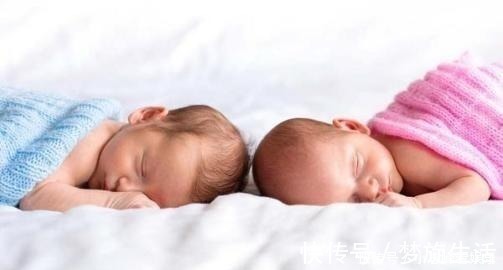 孩子|宝宝张嘴睡觉影响颜值，除了张嘴睡觉，以下几点宝妈也要注意