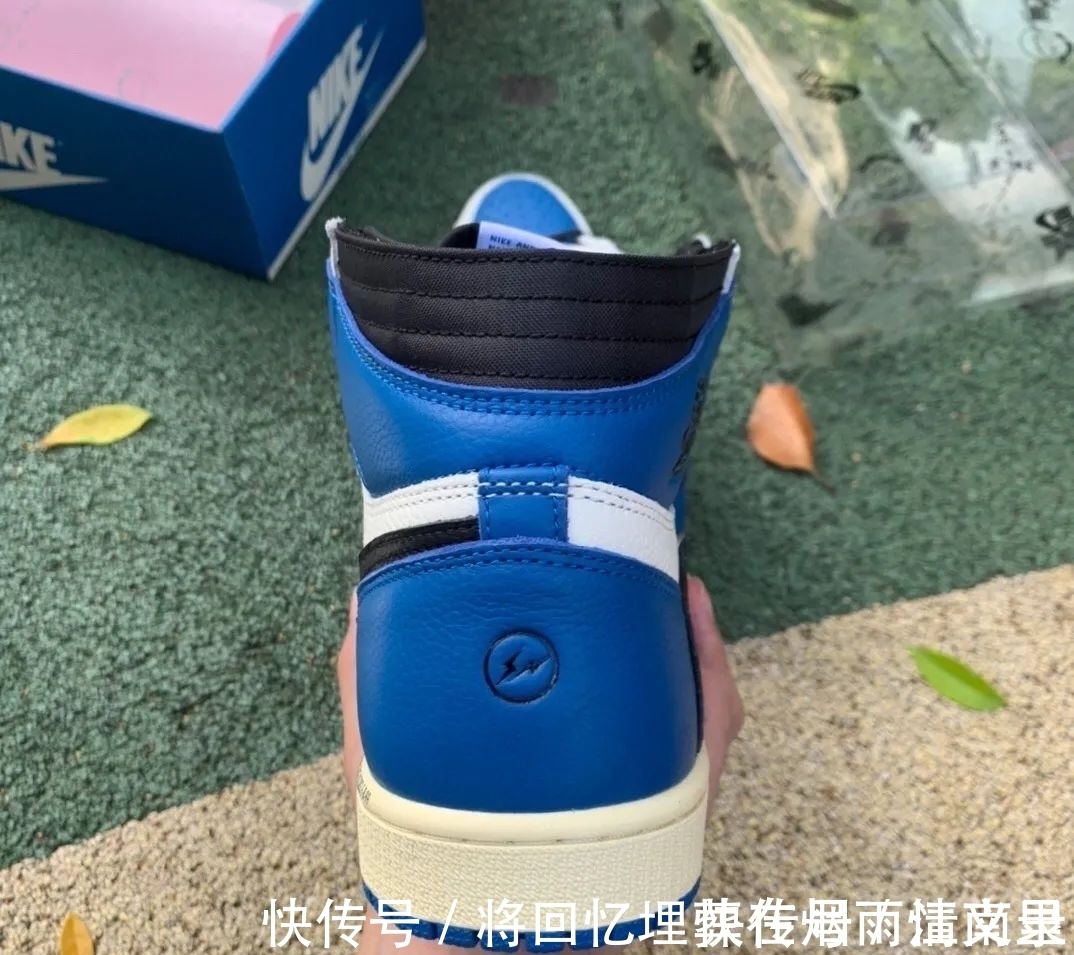 正品 藤原浩倒钩闪电aj1最强横向对比测评 中底拉邦皮料剪裁差的是正?