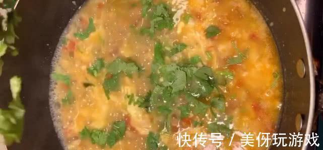 疙瘩汤的做法,酸甜开胃浓稠适中,营养美味易吸收,3块钱1大锅
