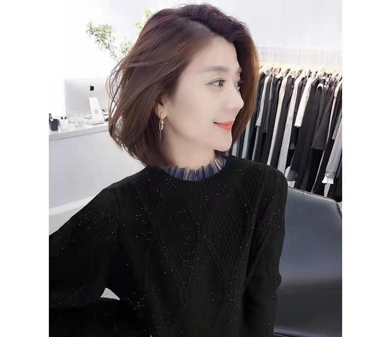 今冬流行一穿搭，叫“毛衣裙和长筒靴”，温柔显高又减龄，超时髦