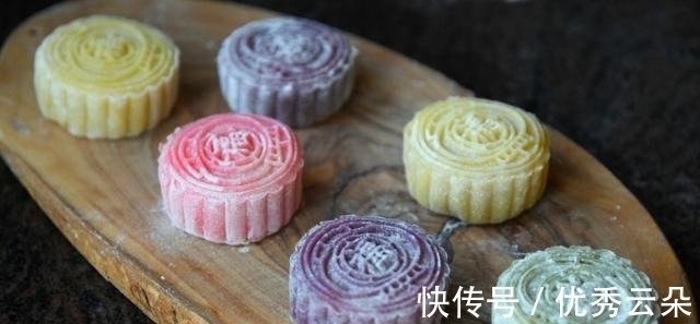 冰皮|自制冰皮月饼在家也能做,免蒸免烤,少油低脂,大人小孩都爱吃!