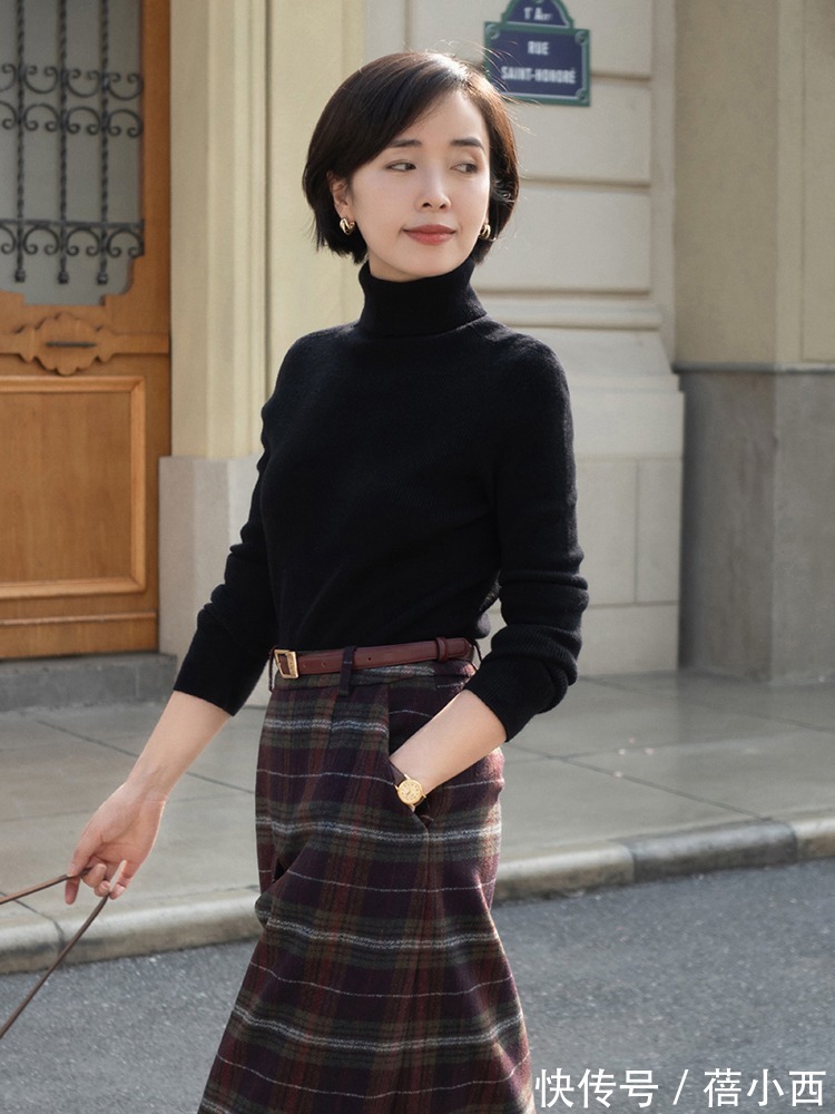 香风|为什么时髦精都爱穿“半身裙”?看看这4款洋气穿搭,你就明白了